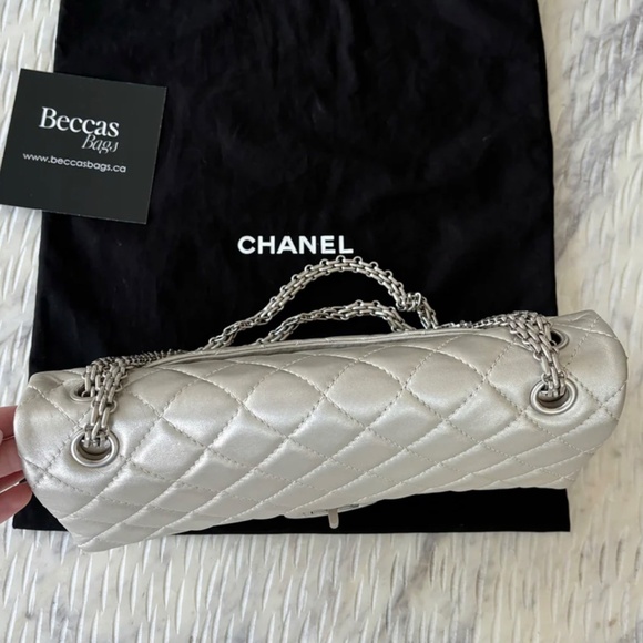Authentic Chanel 2.55 Reissue 226 Silver Flap Bag - Picture 12 of 16
